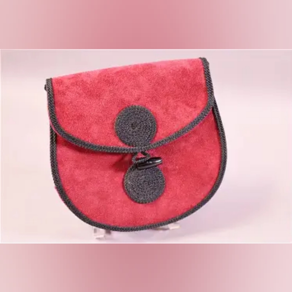 YVES SAINT LAURENT HAND BAG